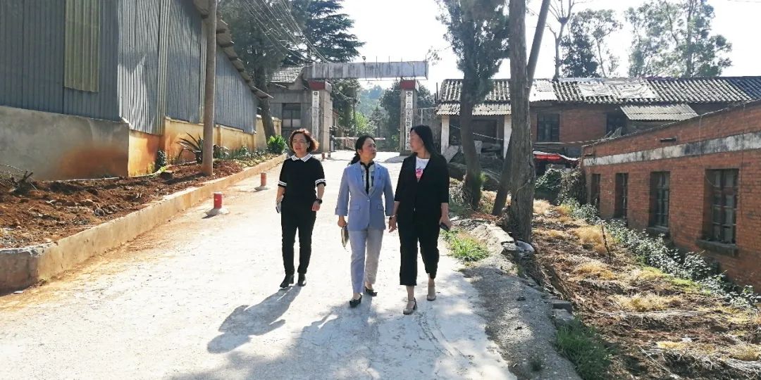 2022-04-27-郭玲帶隊(duì)到工業(yè)公司開(kāi)展節(jié)前消防安全檢查.jpg