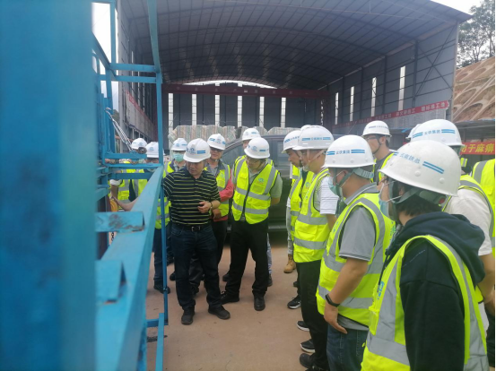 2022-05-13-公司組織開展高速公路施工管理觀摩交流學習1.png